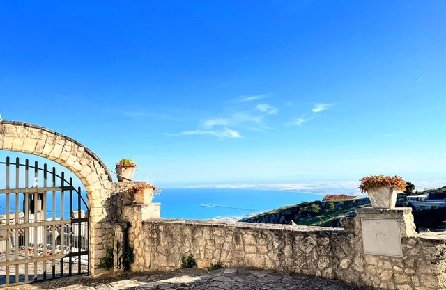 Studio 'Al Torrione 1' mit Meerblick und Klimaanlage