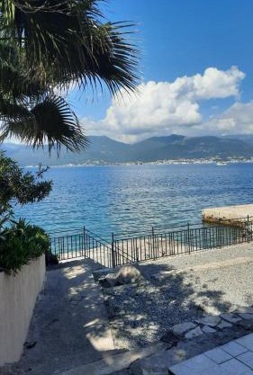 Studio apartman Monte 2