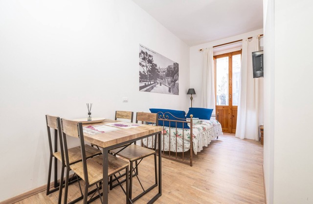 Einzimmerapartment 'Alla Marina Monolocale Deluxe' mit Balkon, WLAN und Klimaanlage