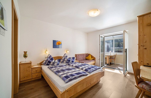 Einzimmerapartment 'Appartement Typ C Haus Pöder' mit Bergblick