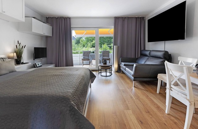Einzimmerapartment 'Boutique Apartment Anybody' mit Seeblick, Balkon und WLAN