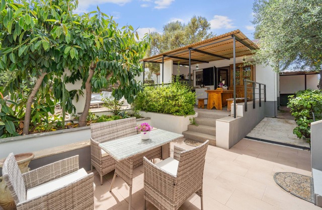 Einzimmerapartment 'Dependance Villa Matteo' mit Meerblick, WLAN und Klimaanlage