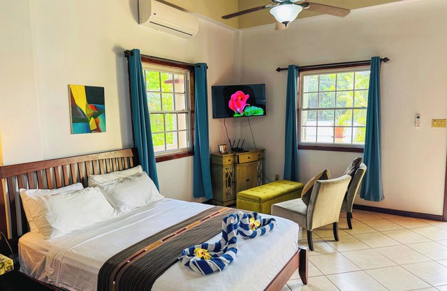 Studio-Apartment In Hopkins