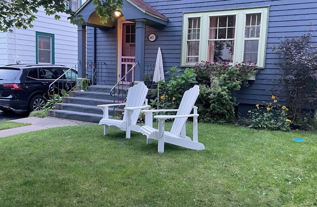 Studio apartment in walkable west Halifax