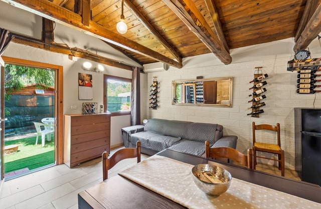 Studio Apartment "Casa delle Rose" with Mountain View, Shared Pool & A/C