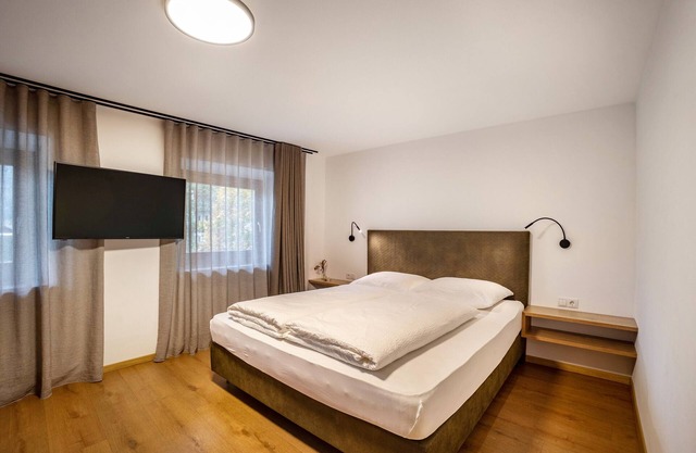 Einzimmerappartement 'Linderhof Nido' mit Bergblick, Gemeinschaftspool und Wi-Fi