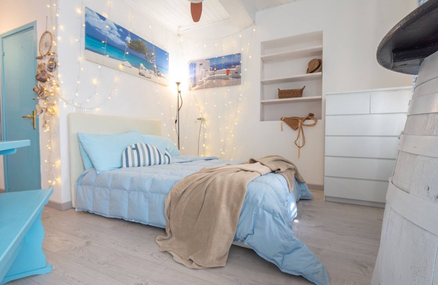 Einzimmerapartment 'Loft Azzurro Old City Center' mit WLAN