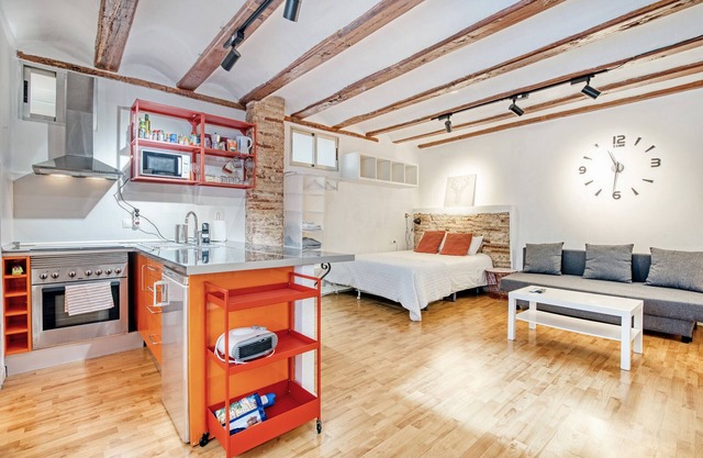 Einzimmerapartment 'Mendoza' mit Balkon, WLAN und Klimaanlage