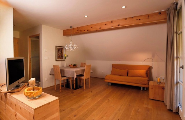 Einzimmerapartment "Rosengartnerhof Vorberg" mit Bergblick, Gemeinschaftspool und WLAN