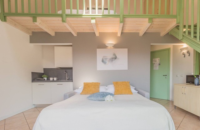 Studio apartment with loft Brezza del lario by Varenna Holidays