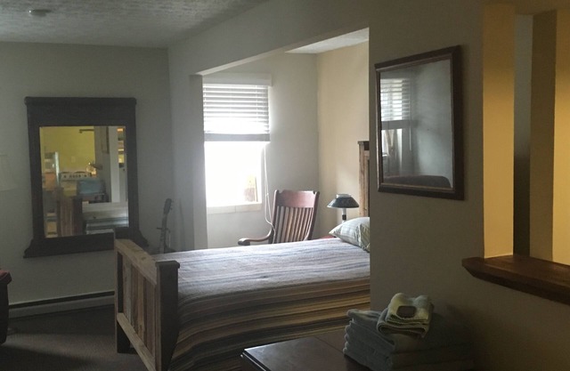 Studio Apartments mit Küchenzeile im historischen Appalachian Stadt