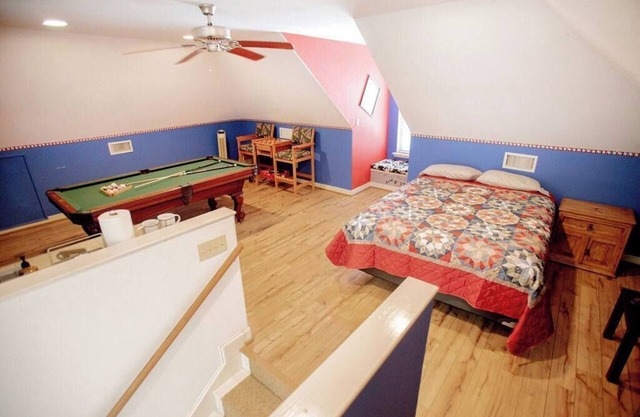 Studio Apt w/ Pool, Grills, Billiards, & Golf Access
