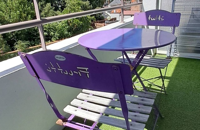 Studio mit Balkon und Parkplatz im Stadtzentrum