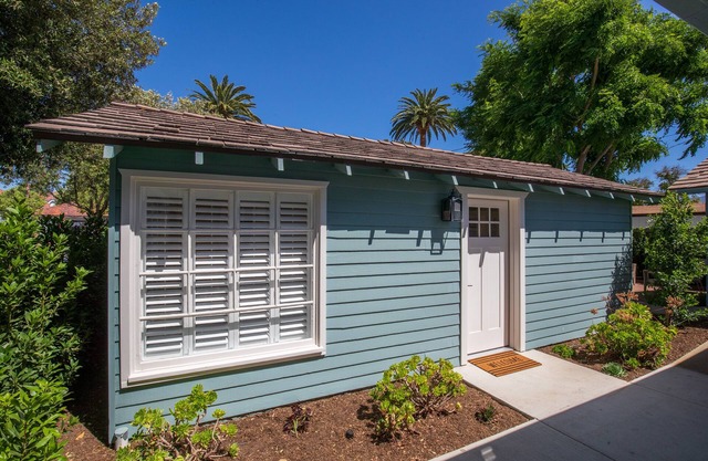 Studio Bella - Solvang, CA