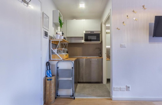 Studio BO16 2 min walk from Porta San Donato!