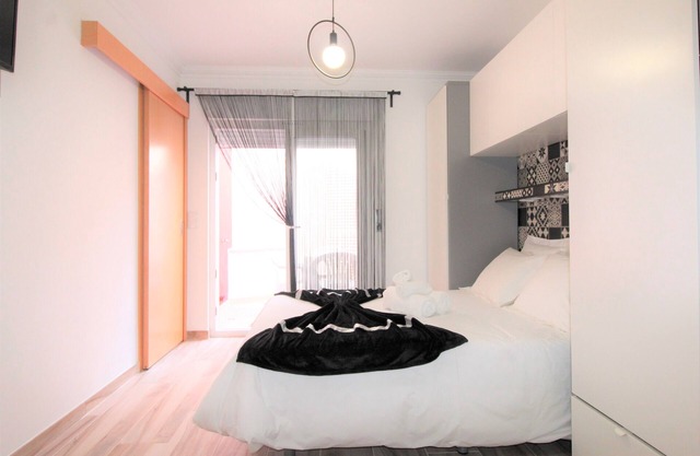 Studio C / Private Courtyard 2 Minuten vom Peniche Beach entfernt