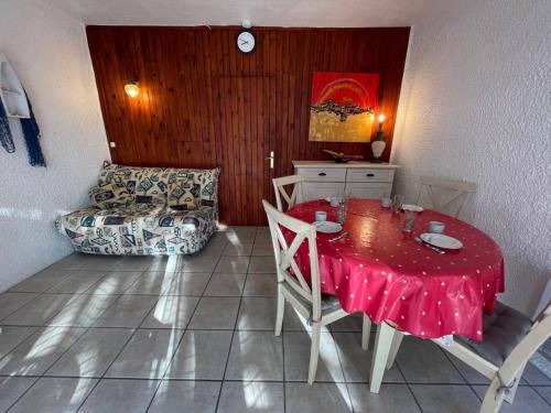 Studio cabine à 200m de la plage, balcon, parking, TV, lave-linge, 4 couchages - Argelès-sur-Mer - FR-1-225-782
