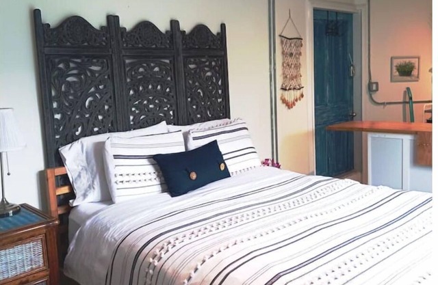 Studio/clean/cozy. 3 min 2 beach Lake Worth Beach