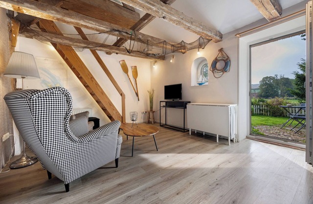 Studio 'Die Kajüte' mit privater Terrasse und eigenem Garten
