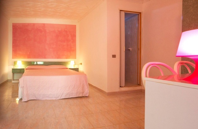 Studio 'Falcone' with sea view, Wi-Fi, and air conditioning