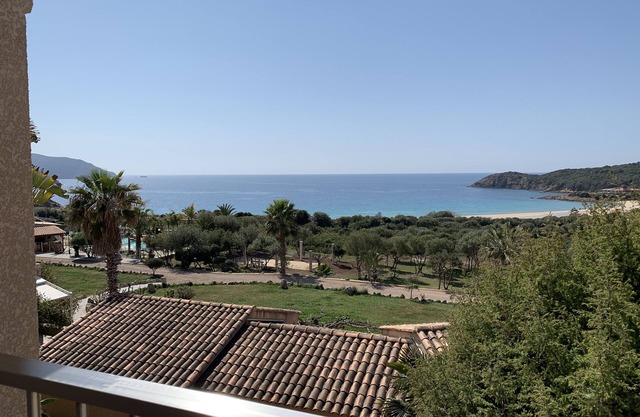 Studio-Vue Mer-Ensuite Bad