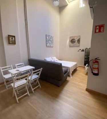 Studio in Barrio Salamanca (D)