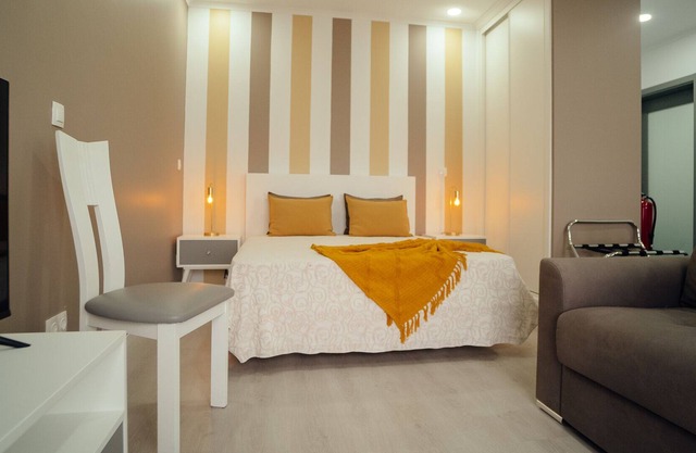 Studio, inserido numa propriedade privada. Ar condicionado, TV e Wifi
