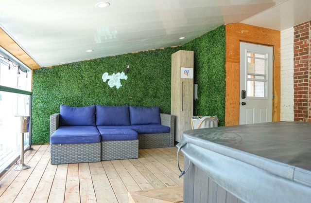 3e etage-Loft-Romantik-Ensuite Bad-Blick auf das Wahrzeichen