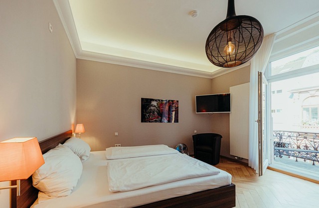Studio mit Balkon und eigener voll ausgestatteter Kochnische