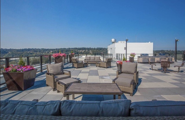 Studio near airport sleeps 4 near Bellevue | Seattle | Renton