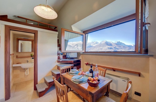 Studio Placide Mountain View, Sauze d'Oulx, Italy