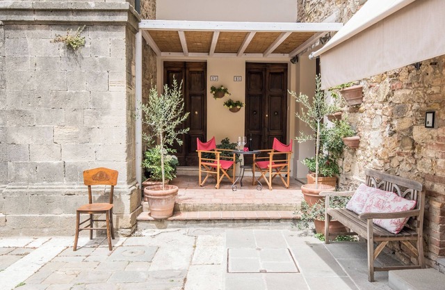Studio "Radicondoli" mit Balkon und WLAN