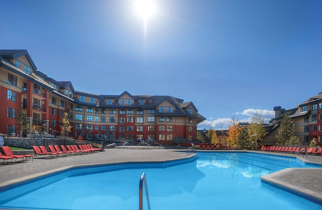 Studio, Sleeps 4, Kitchenette, at Marriott's Timber Lodge, Lake Tahoe!