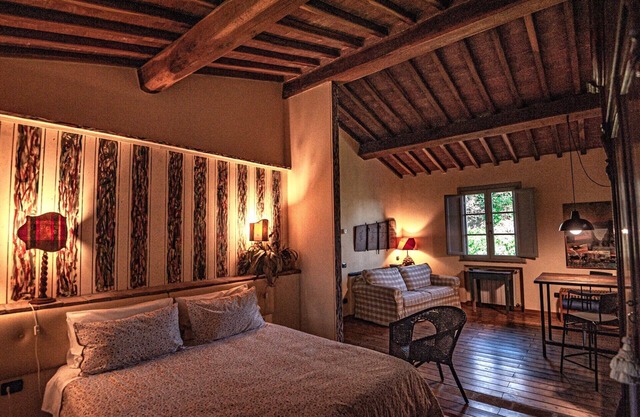 Studio 'Su' with Shared Pool, Wi-Fi and Air Conditioning