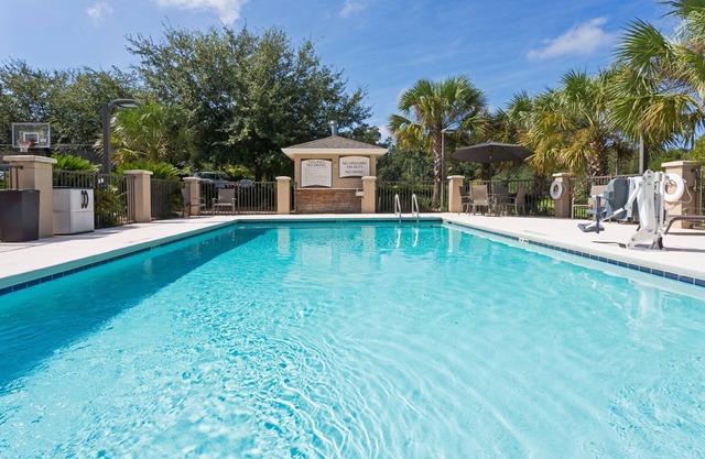 Studio Suite in Tallahassee | FREE Breakfast + On-Site Business Center