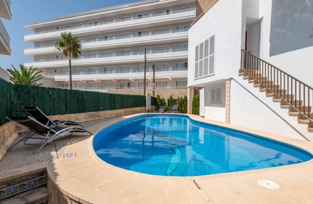 Studio with Balcony and Sea View
