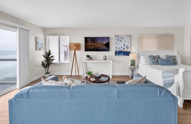 Studio with Beach Access