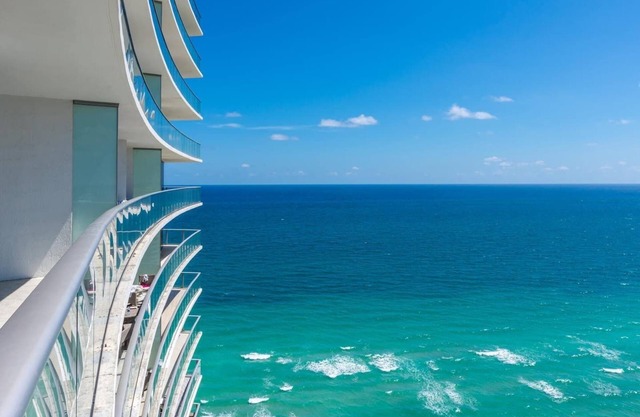 Stunning 1-bedroom retreat at Lyfe Resort with upscale amenities