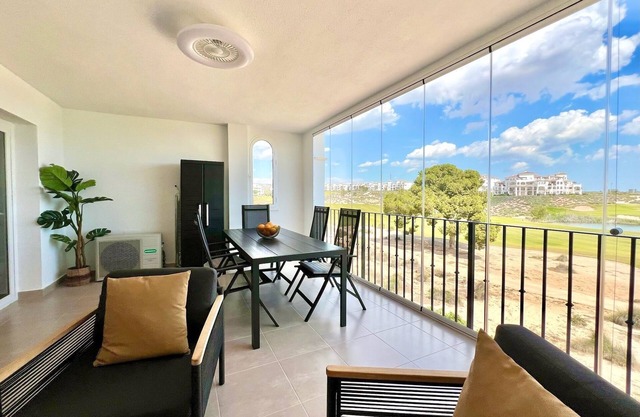Stunning 2-baths apartment with golf and lake view