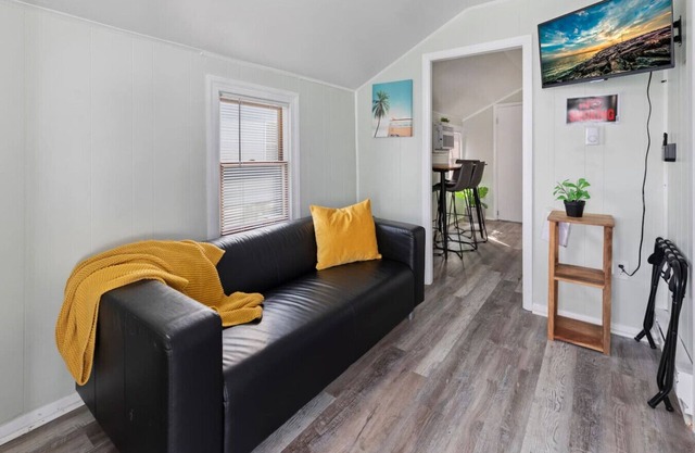 Stunning 2 BDRM Retreat Steps from WW Beach