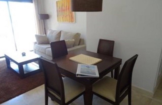 Atemberaubende 2 Schlafzimmer Duplex Penthouse mit privater Dachterrasse für 4-6 Personen