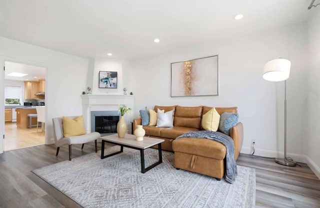 Stunning 2BR w/ 1BA Home near BART