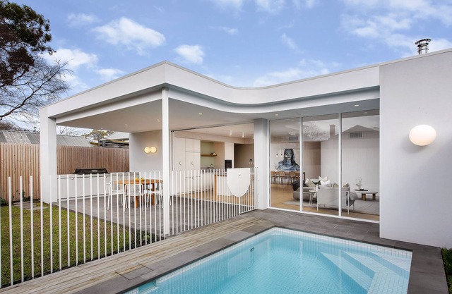 STUNNING 3 BEDROOM VILLA