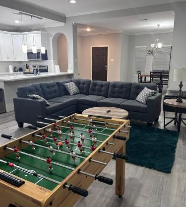 Stunning 3BR Home Near Downtown Houston - Sleeps 8