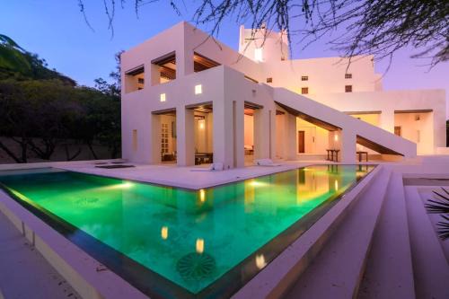 Stunning 4-bed Shela Villa with Panoramic Views