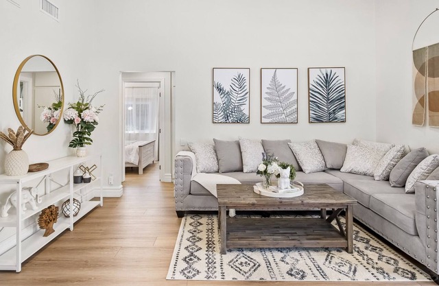 Stunning 4-bedroom home with large backyard in OC