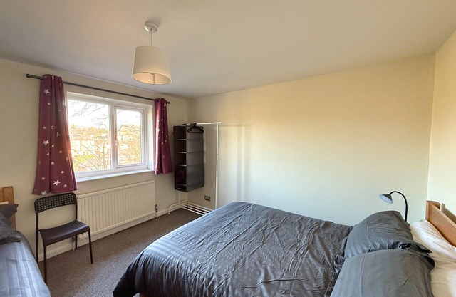 Stunning 4- BR Townhouse for 8