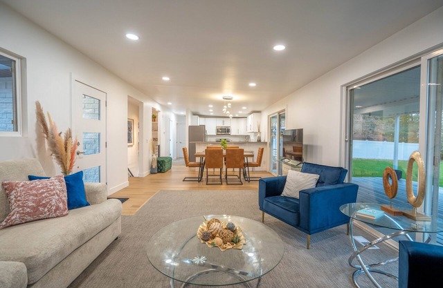 Stunning 5 Bedroom Home Near Utah's Adventures!