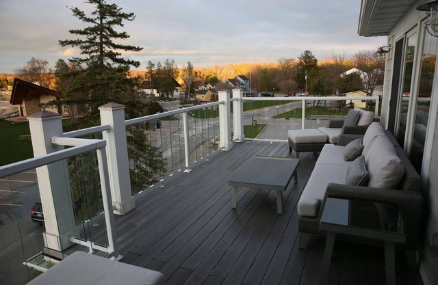 Stunning Adults Only, Downtown Sister Bay, Water View Condo, Walk To Everything!