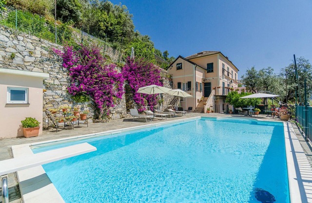 Stunning apartment in Recco with kitchen